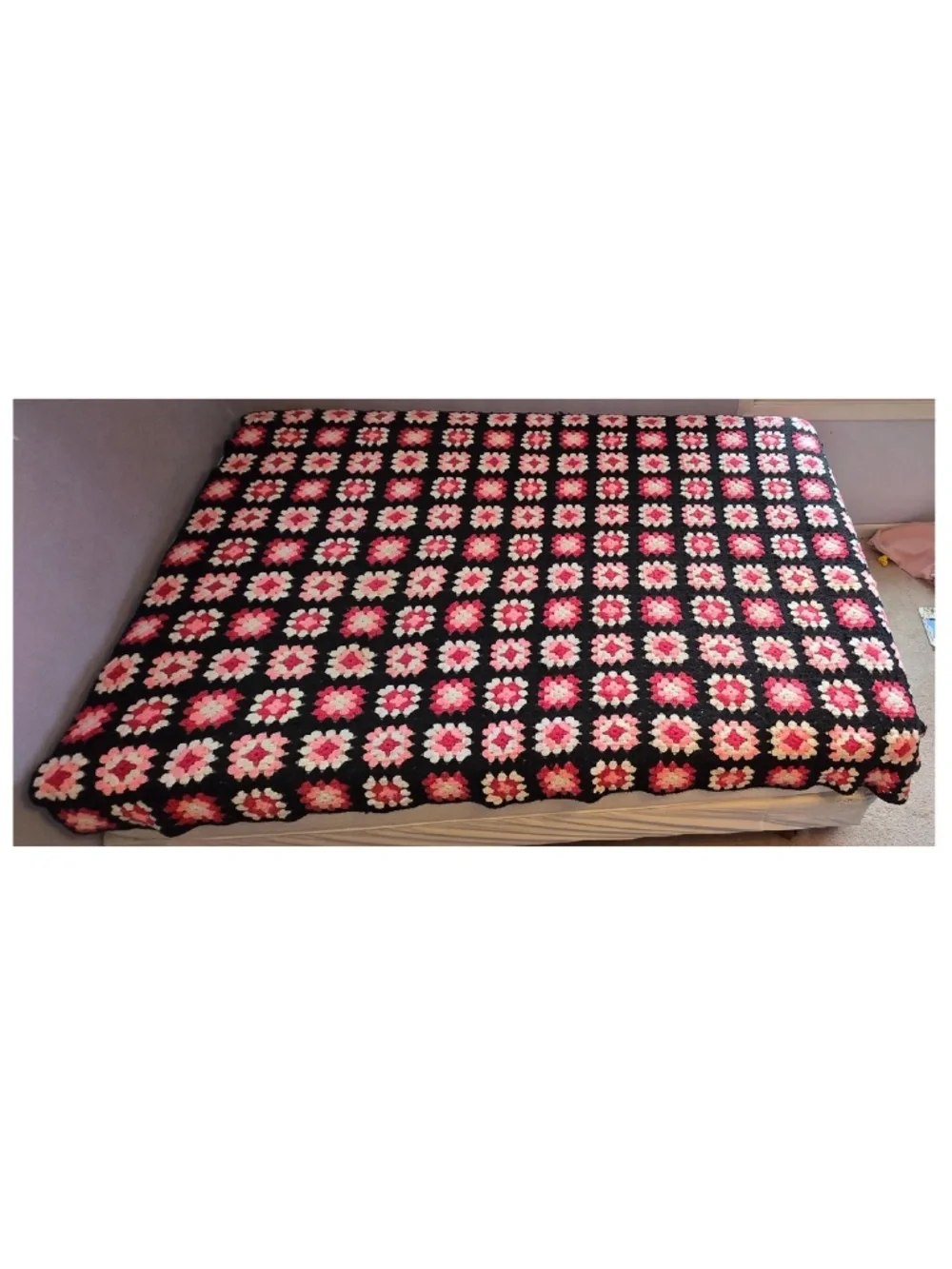 Vintage 80s Blanket Queen Hand Crocheted Black Pink White Granny Square Home VTG